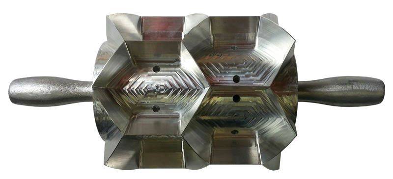 Junior Hexagon Two Row Bismark/Biscuit Cutter